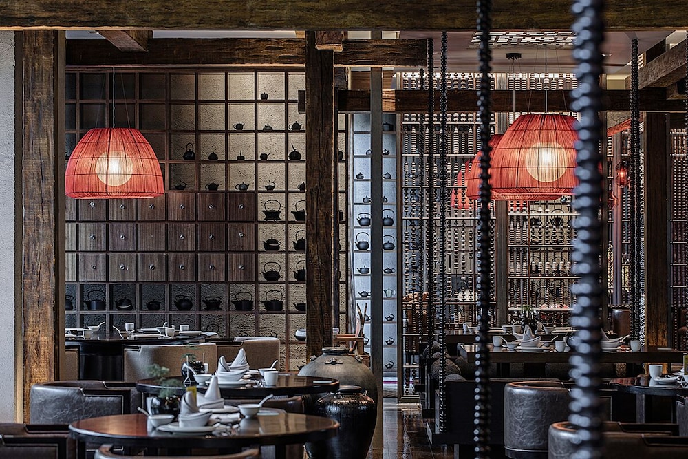 Hui Hotel 32/65