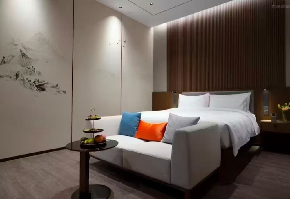 UrCove by Hyatt Cangzhou Grand Canal 4/8