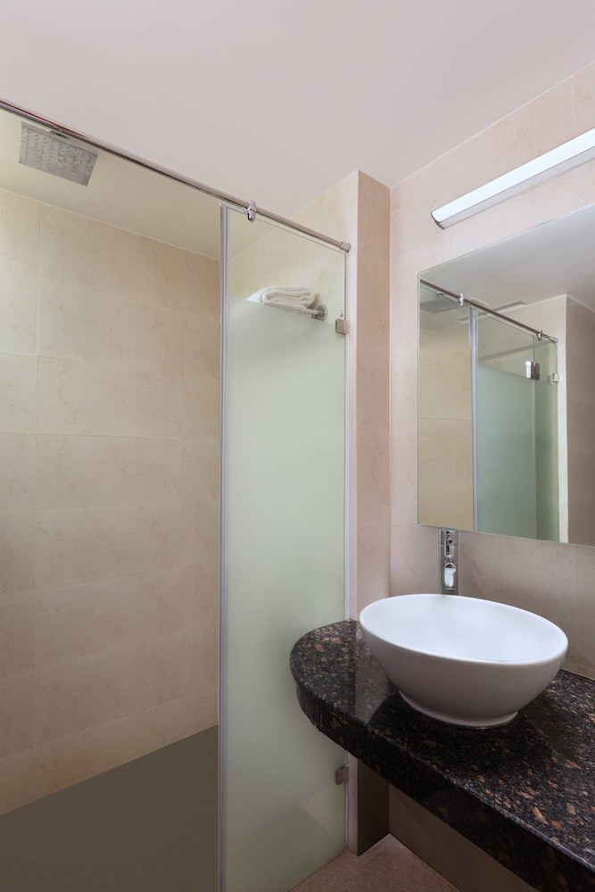 Courtyard By Marriott Madurai 24/54