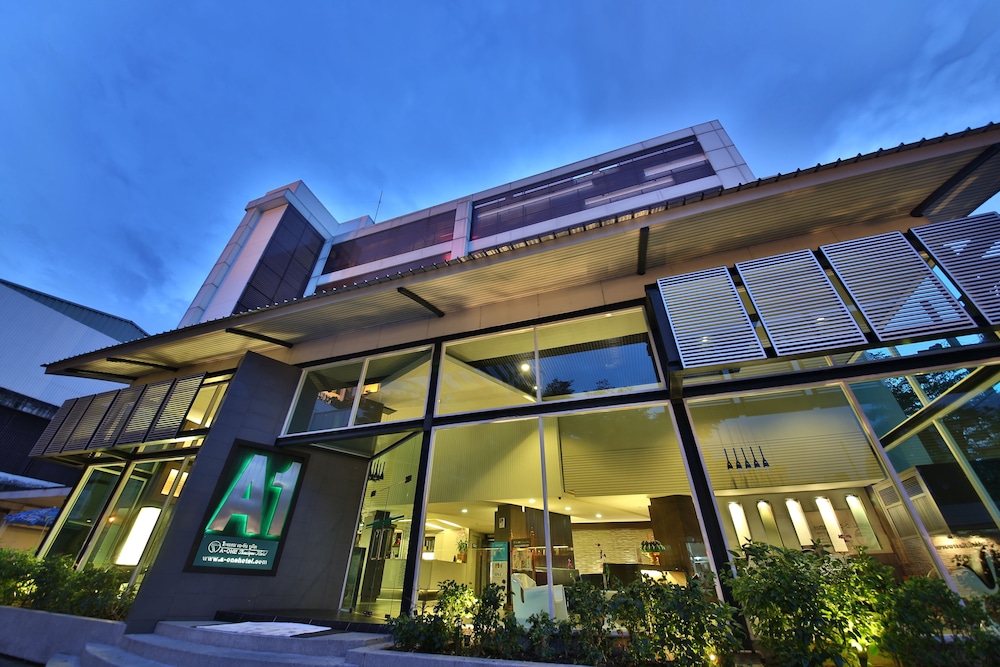 Happihaus Hotel Bangkok 3/62