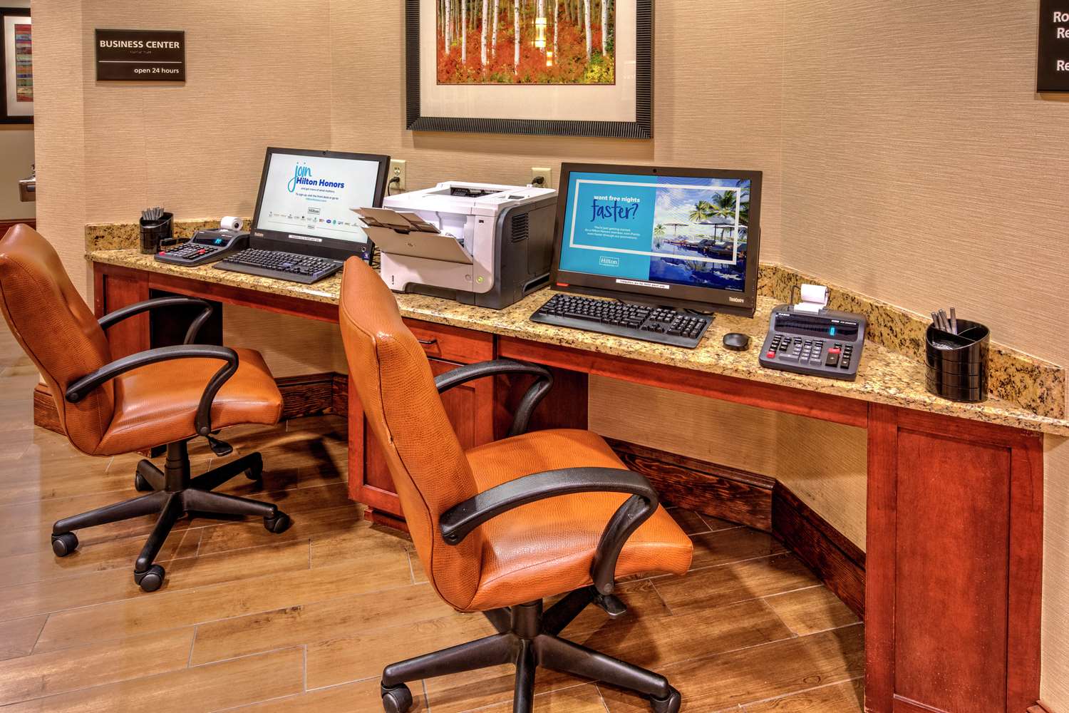 Hampton Inn & Suites Pigeon Forge On The Parkway 7/8