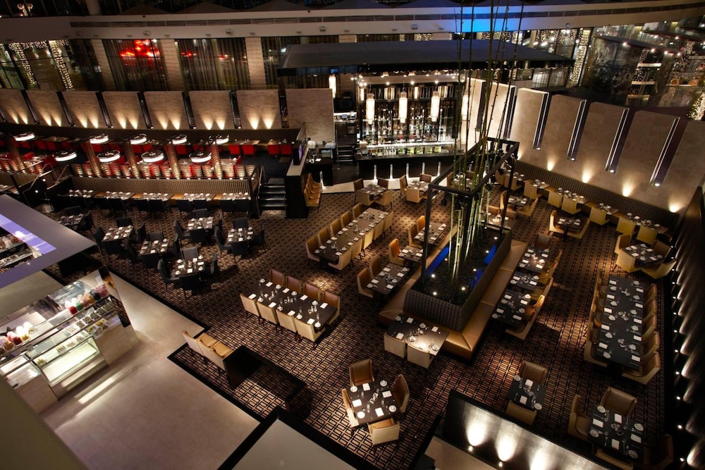 CROWN METROPOL PERTH 13/17