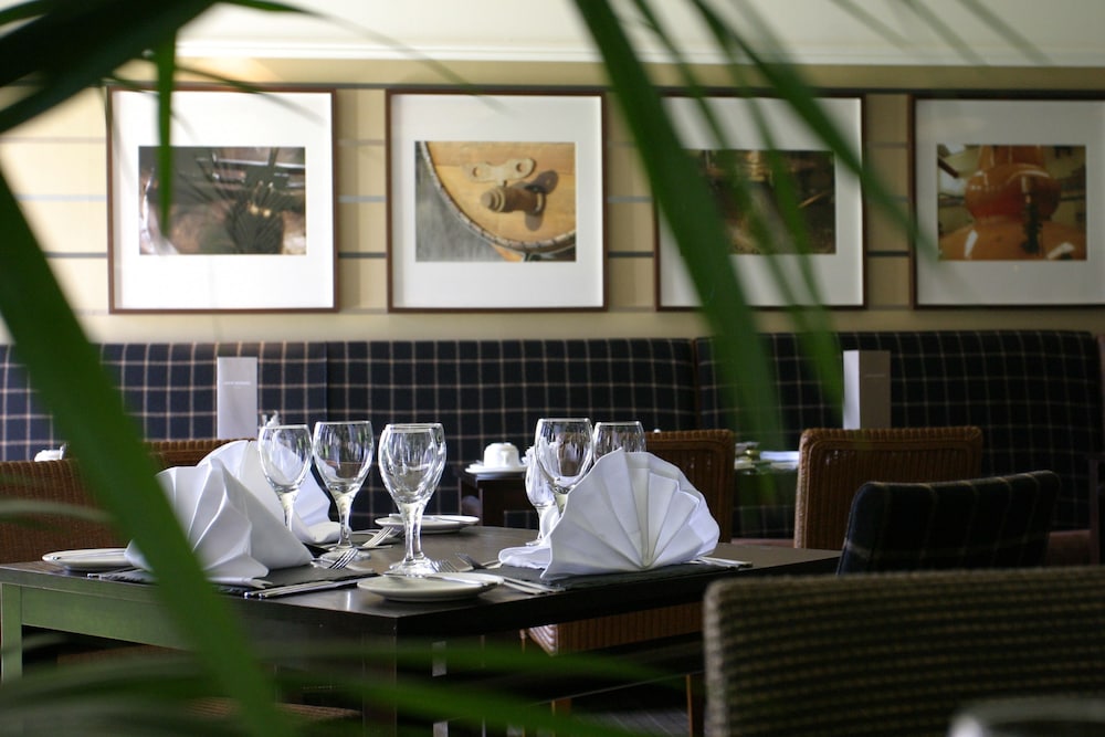 Eight Acres Hotel 28/39