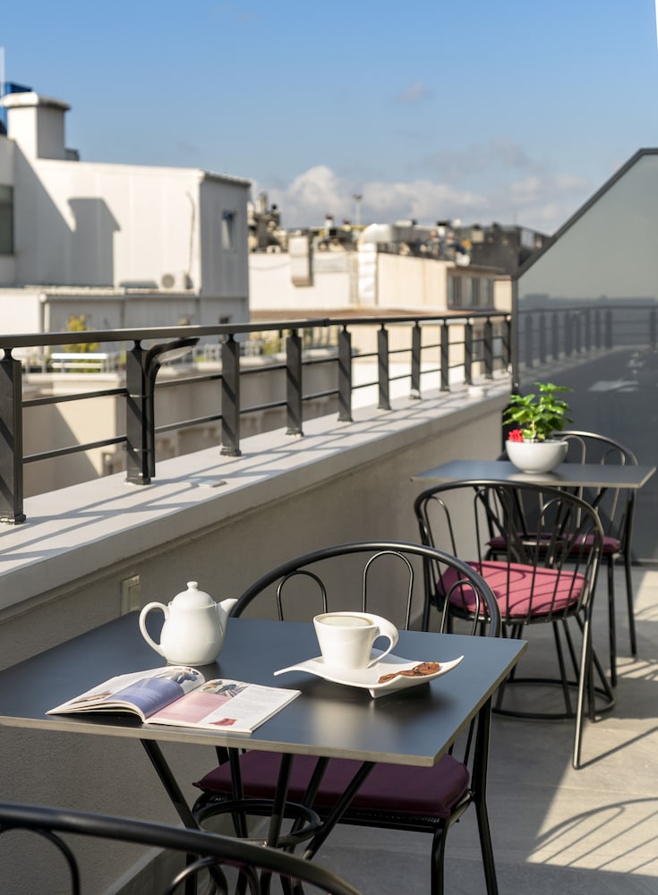 Occidental Taksim Hotel 64/72