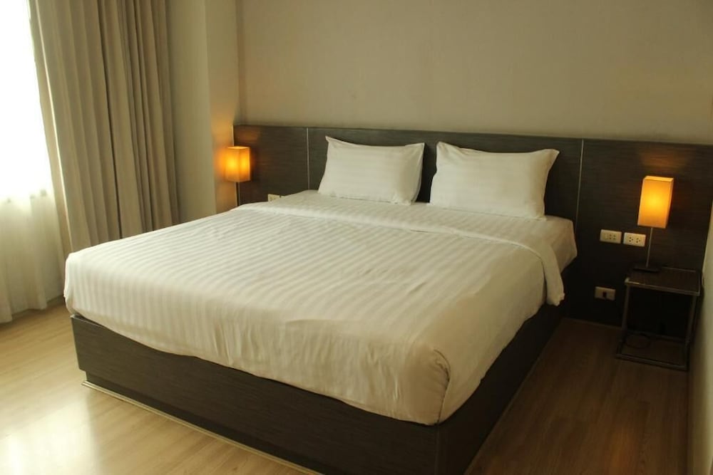 Leosor Hotel 18/58