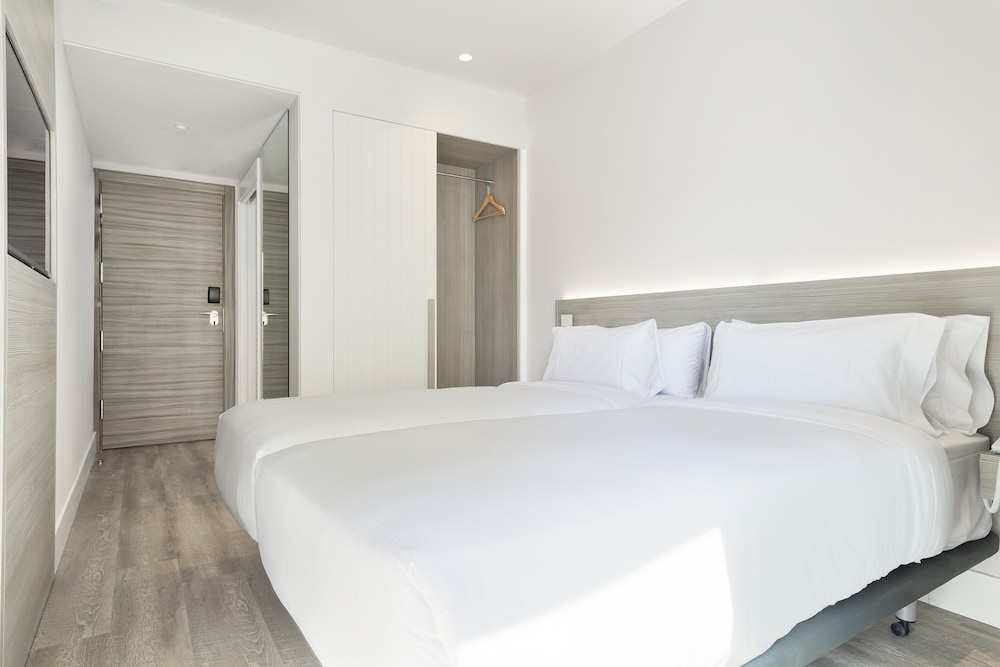 Niu Barcelona 12/64