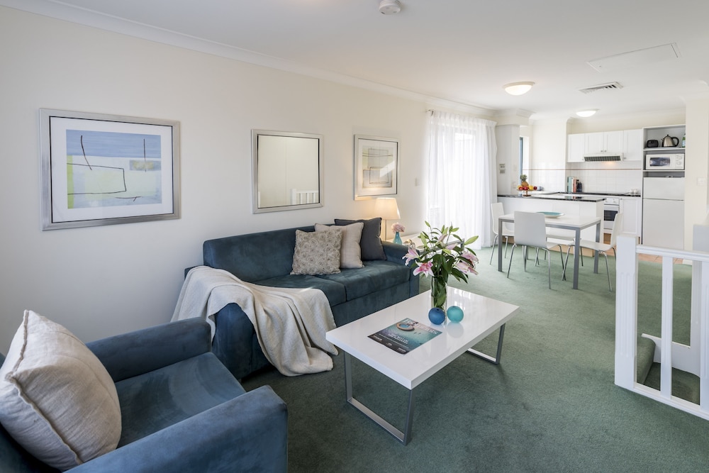 Oaks Gold Coast Calypso Plaza Suites 39/72