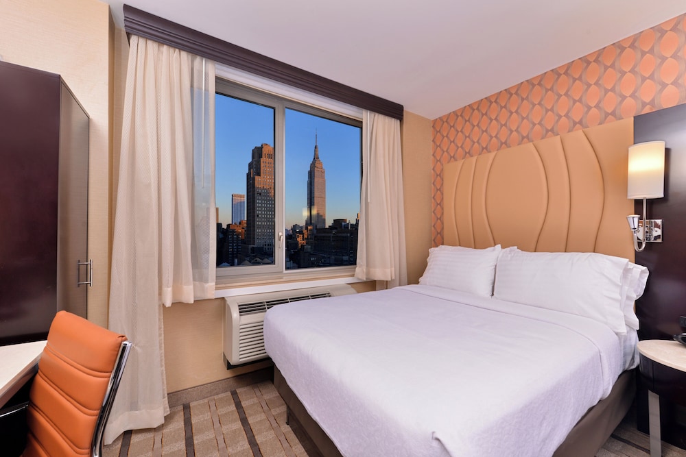 Holiday Inn New York City - Times Square 19/56