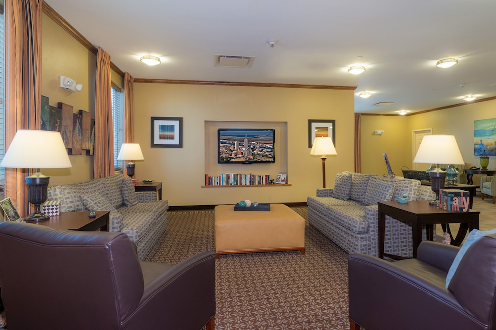 Candlewood Suites Mobile-Downtown 25/41