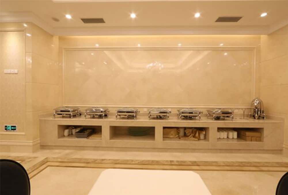 Vienna Hotel Panyu Shiqiao Branch 7/16