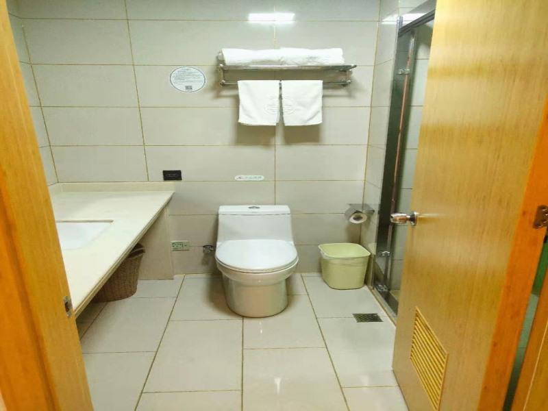 GreenTree Inn Wuxi Huishan District Yangshan Town Jiayang Life Plaza Business Hotel 30/34