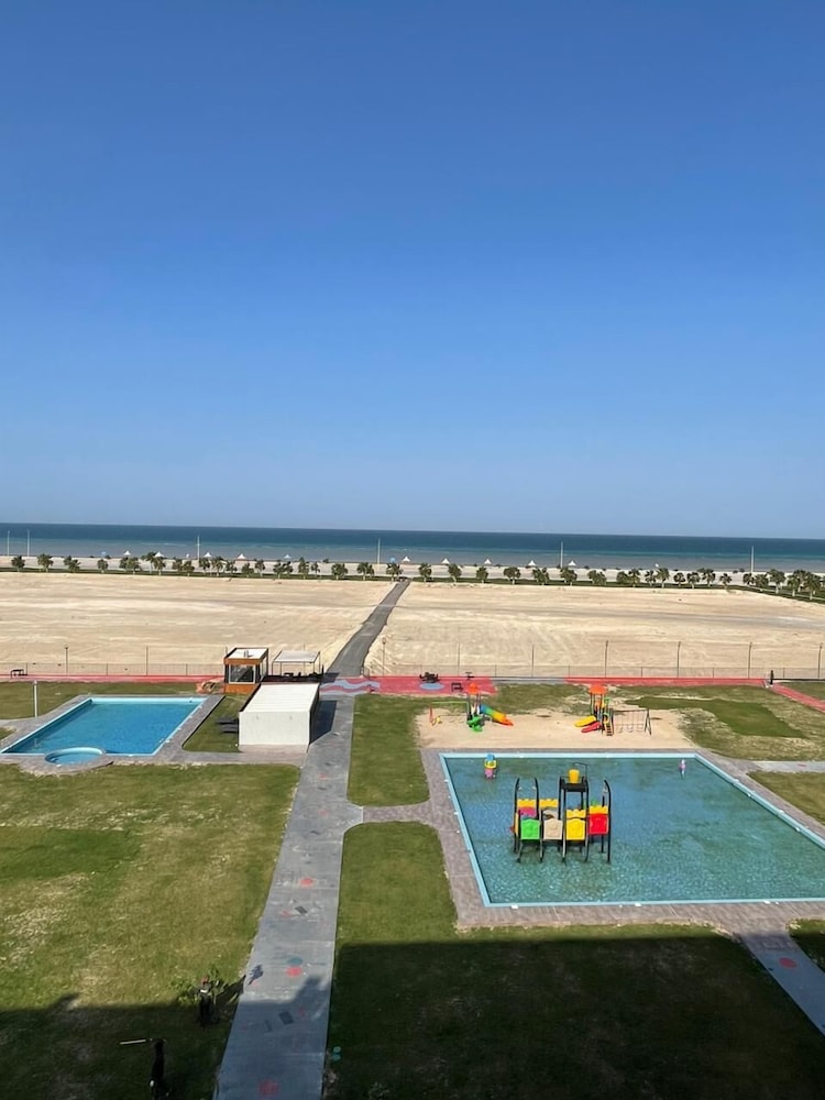 فندق كونتينينت العقير(Continent Hotel Al Uqayr) 28/35