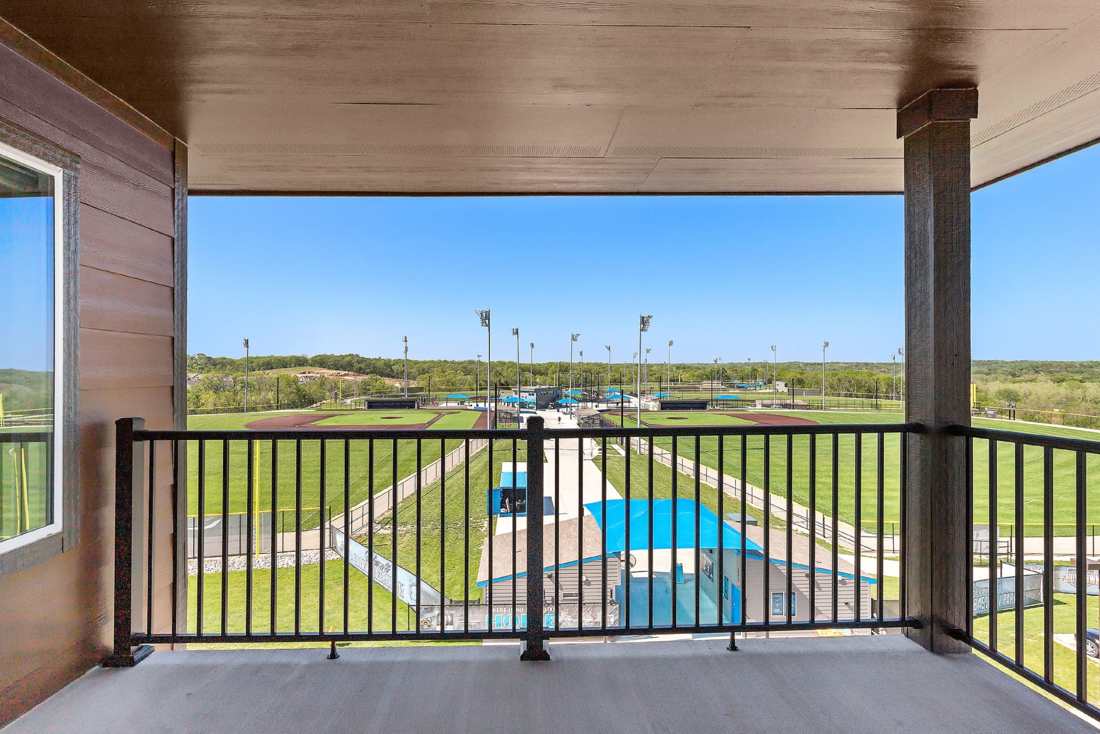 Holiday Inn Express Kansas City North Parkville, an IHG Hotel 22/50
