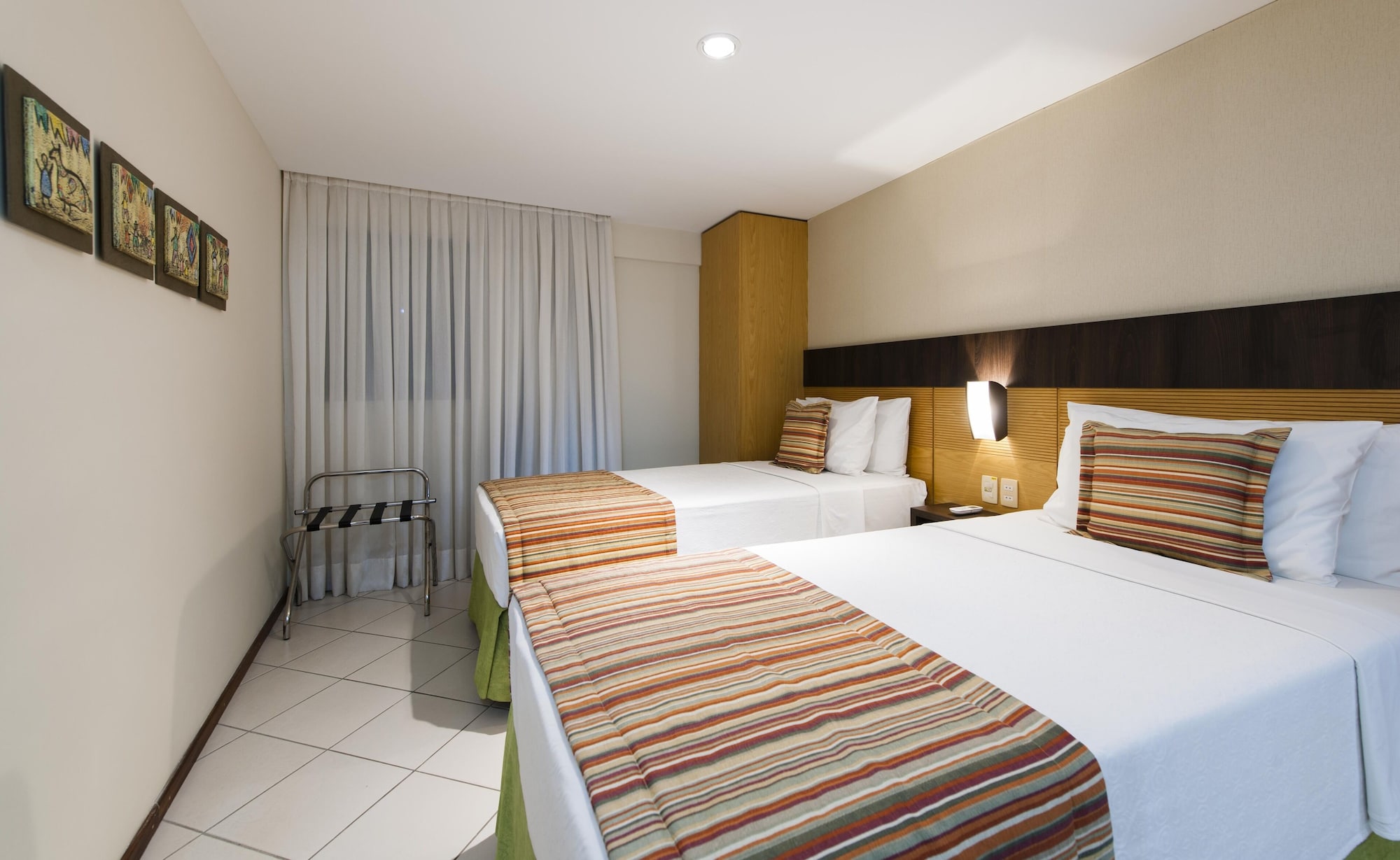 2 BEDROOMS, FAMILY SUITE