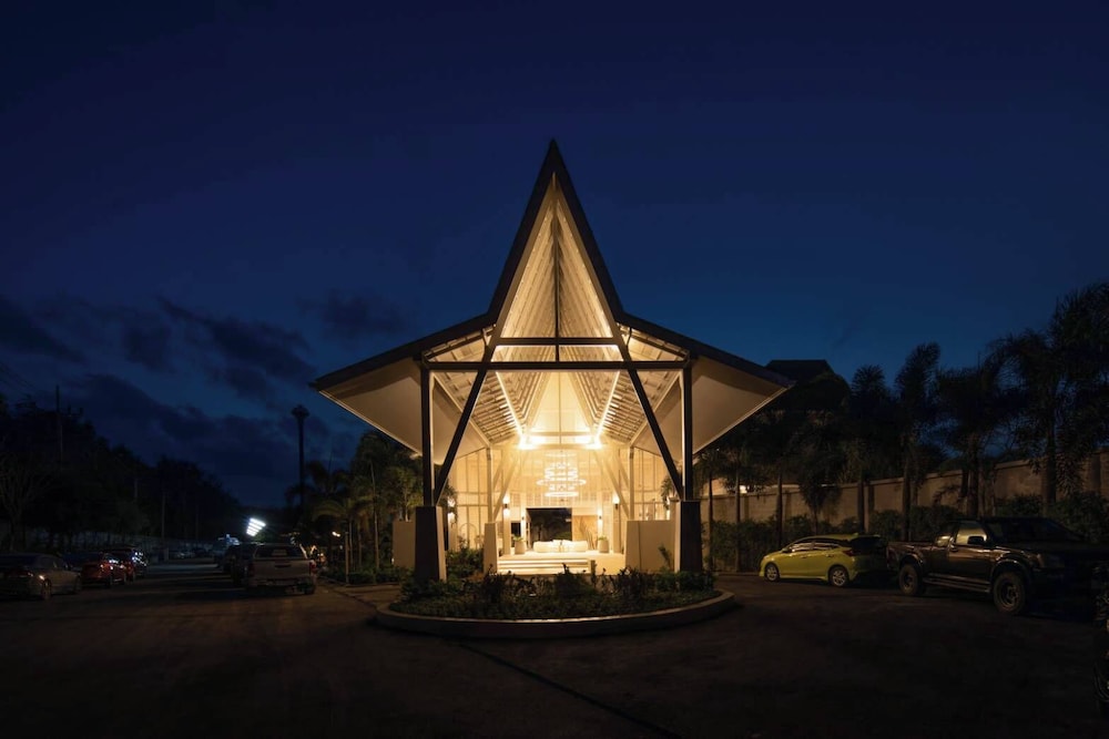 Lalynn Resort & Villas 2/55