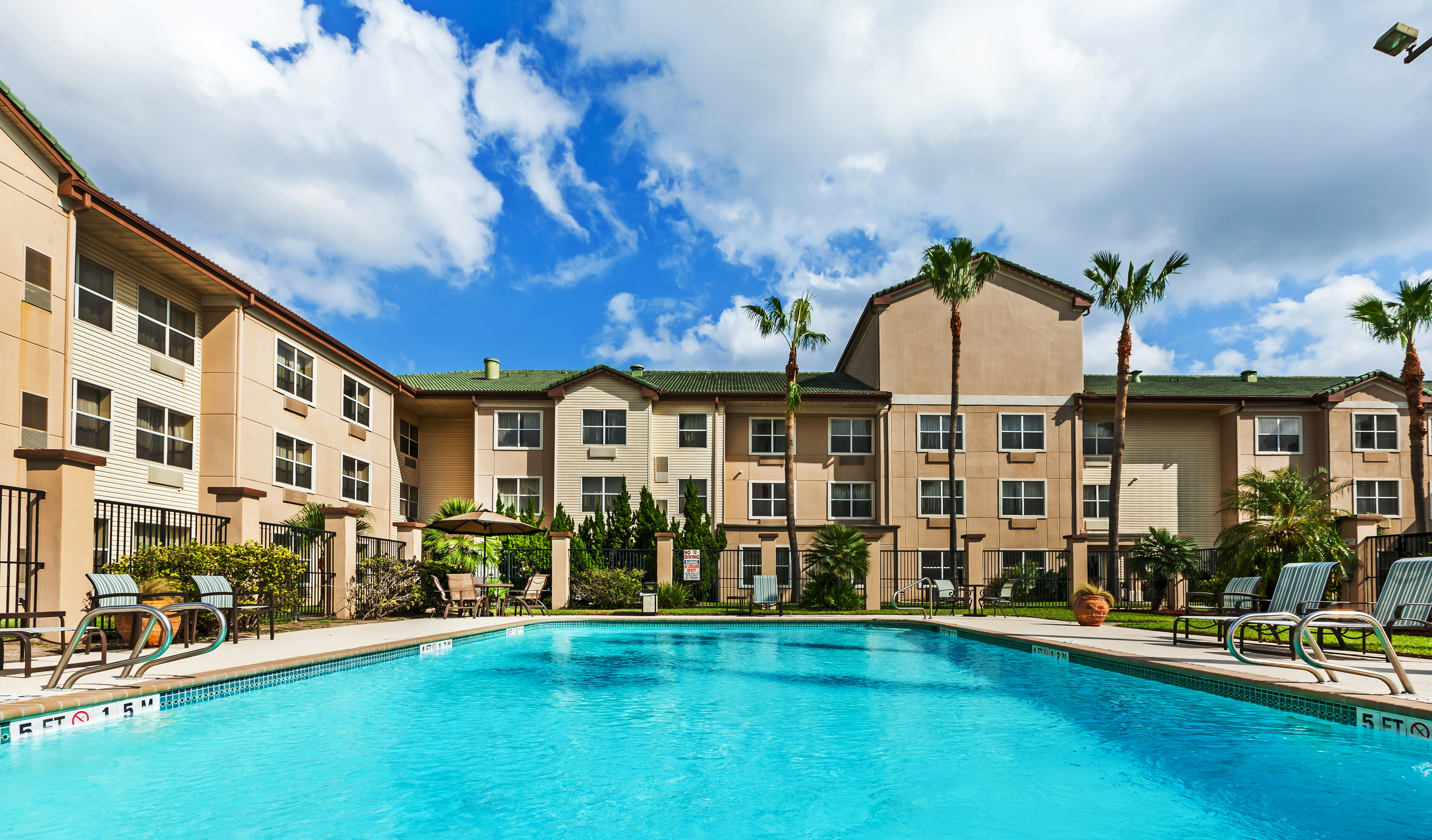 Homewood Suites by Hilton Brownsville 20/21