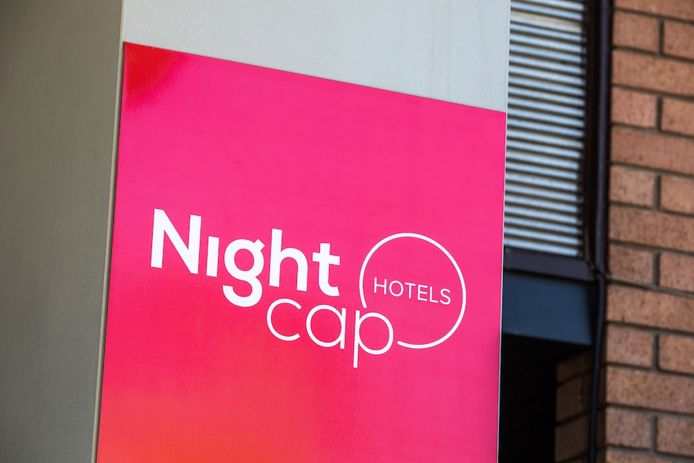 Nightcap at the Ranch Hotel photo5