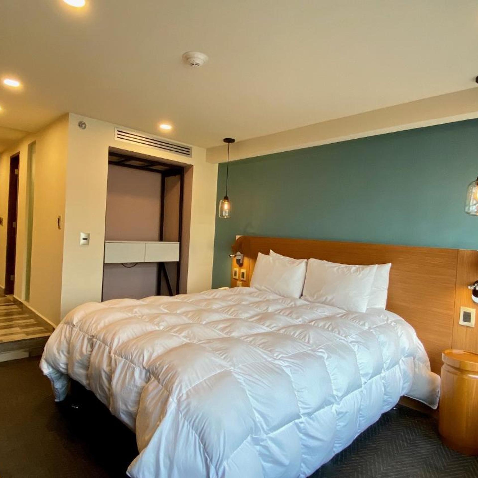 Standard, Double Bed