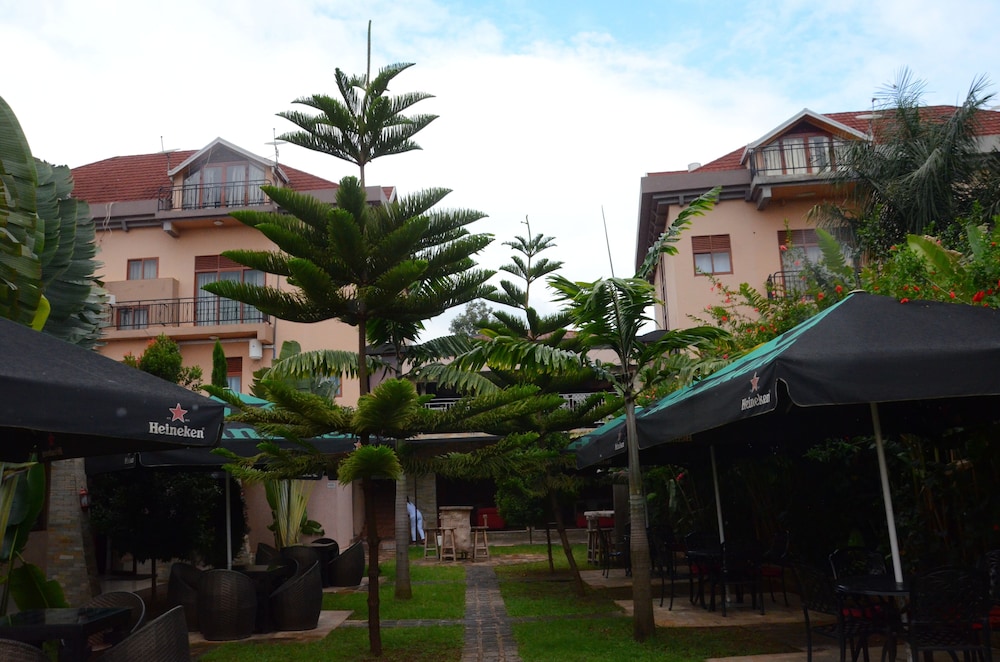 Legend Hotel 5/59