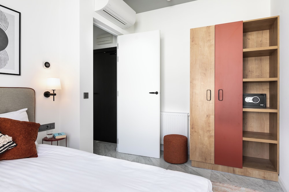 H11 Aparthotel 34/72