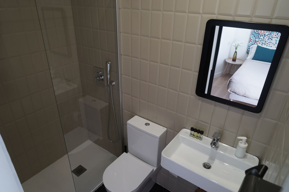 Comfort, Queen Bed, Md Design Hotel Portal Del Real 9/10