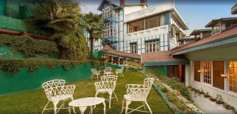 CLARKES HOTEL 46/50