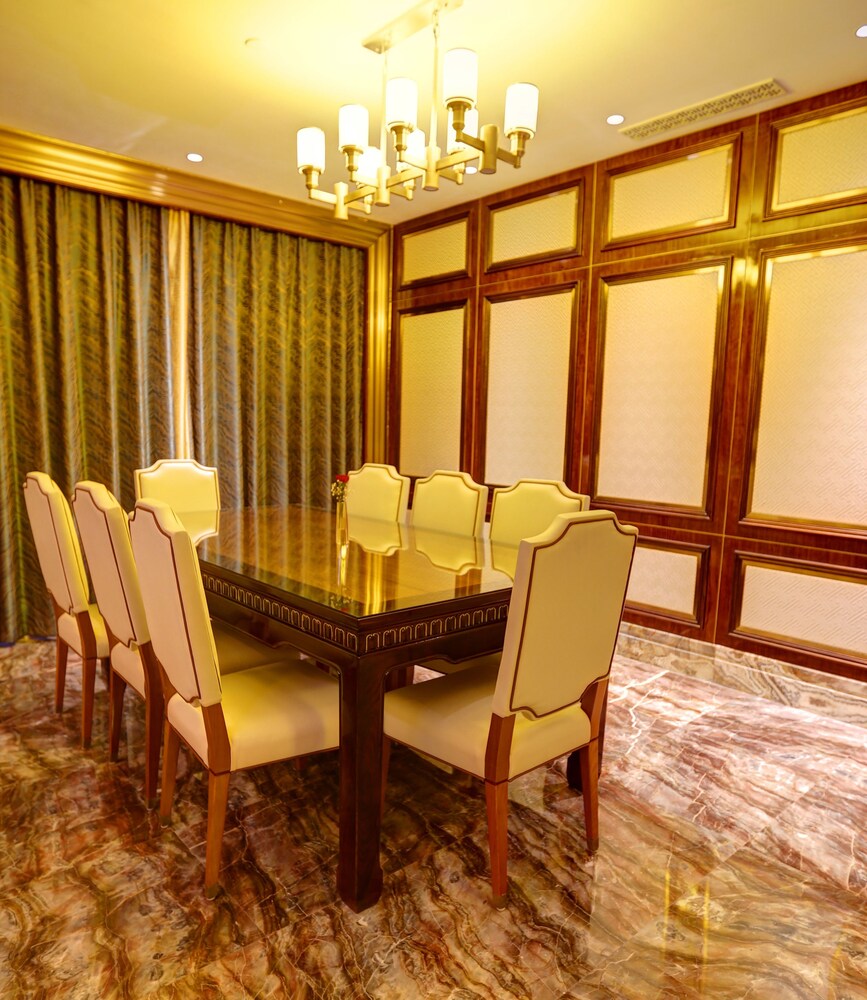Chengdu Trika Tsang International Hotel 27/30