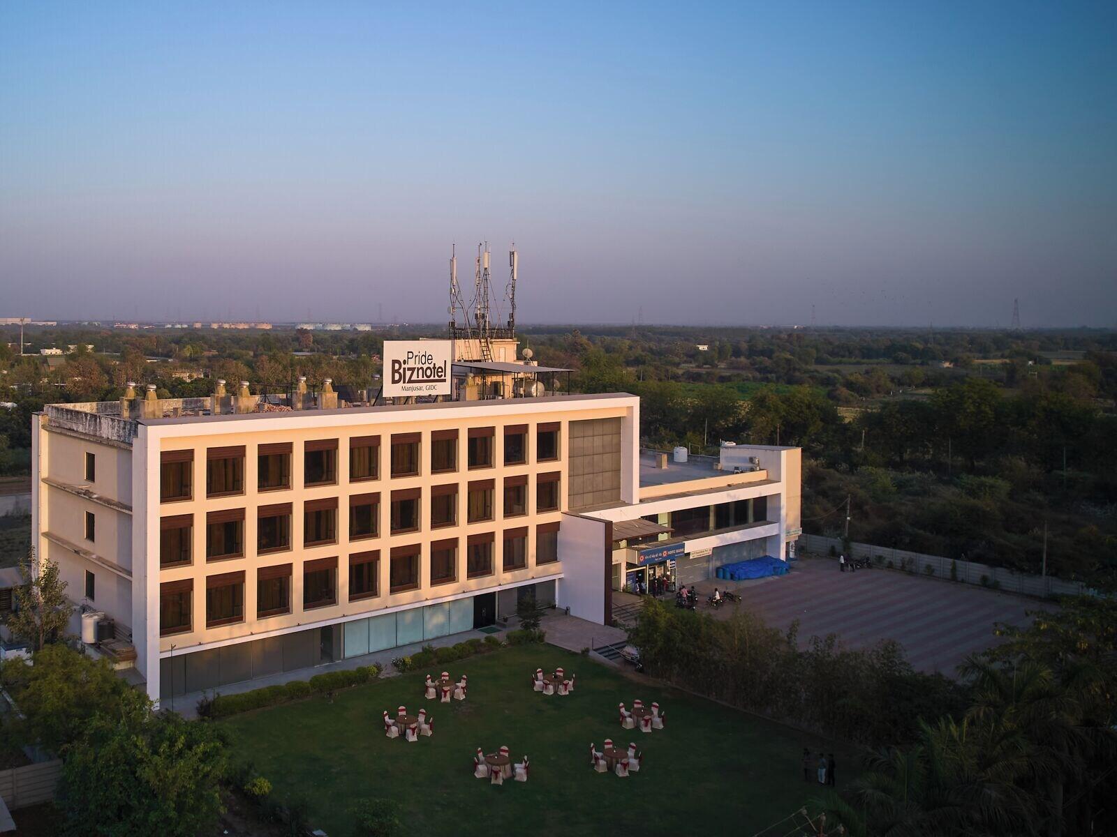 Pride Biznotel Manjusar (ex Mango Hotels Tansha Regal) 6/50
