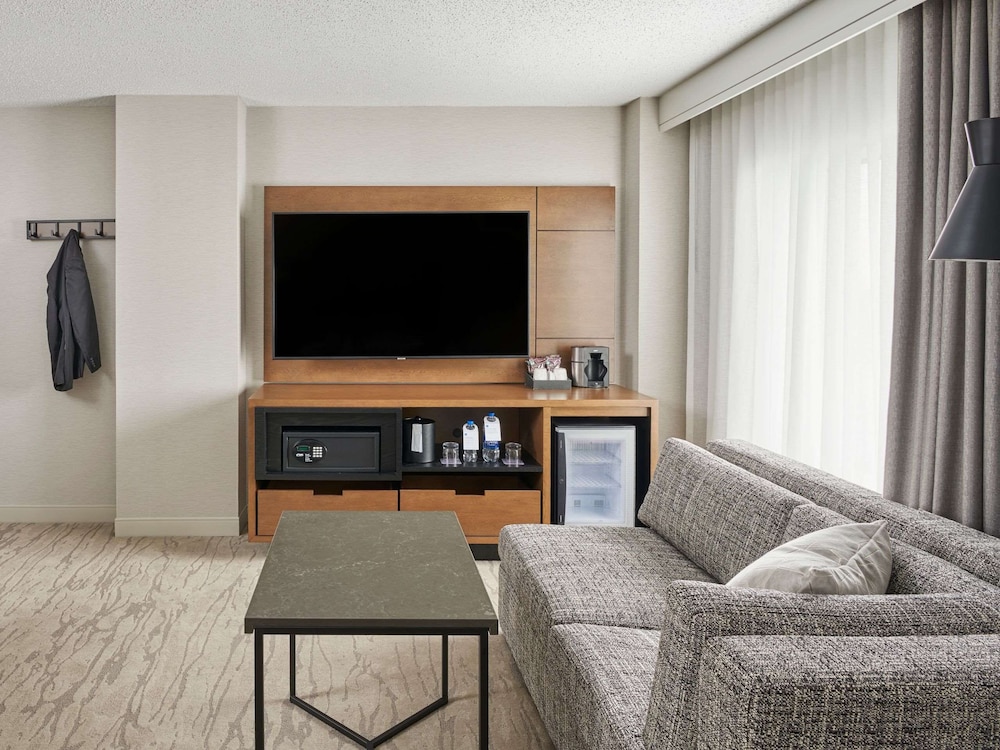 Hyatt Regency Deerfield 29/57