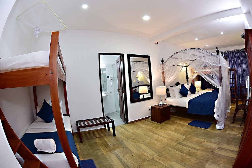 Colombo Villa At Cambridge Place 42/73