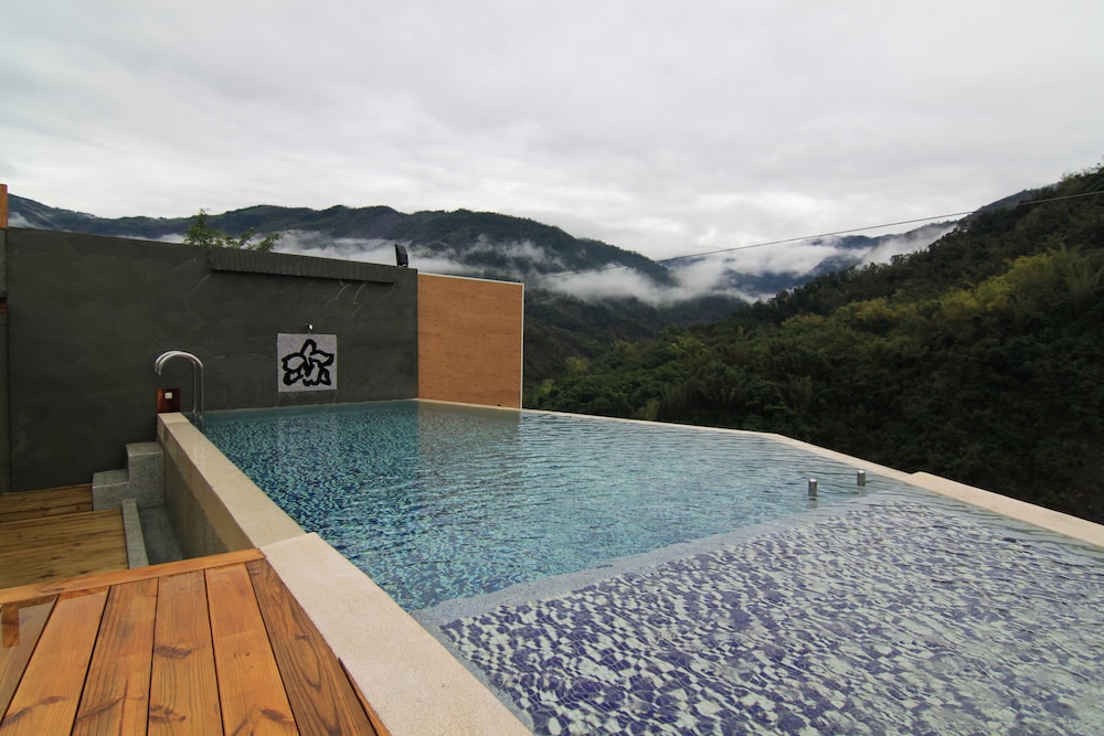 Grand Orchid Villa Resort 47/50
