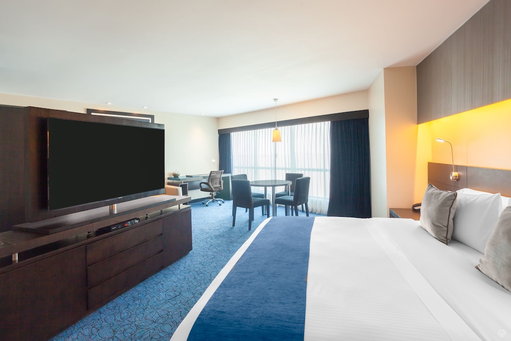 Wyndham Guayaquil Puerto Santa Ana 13/63
