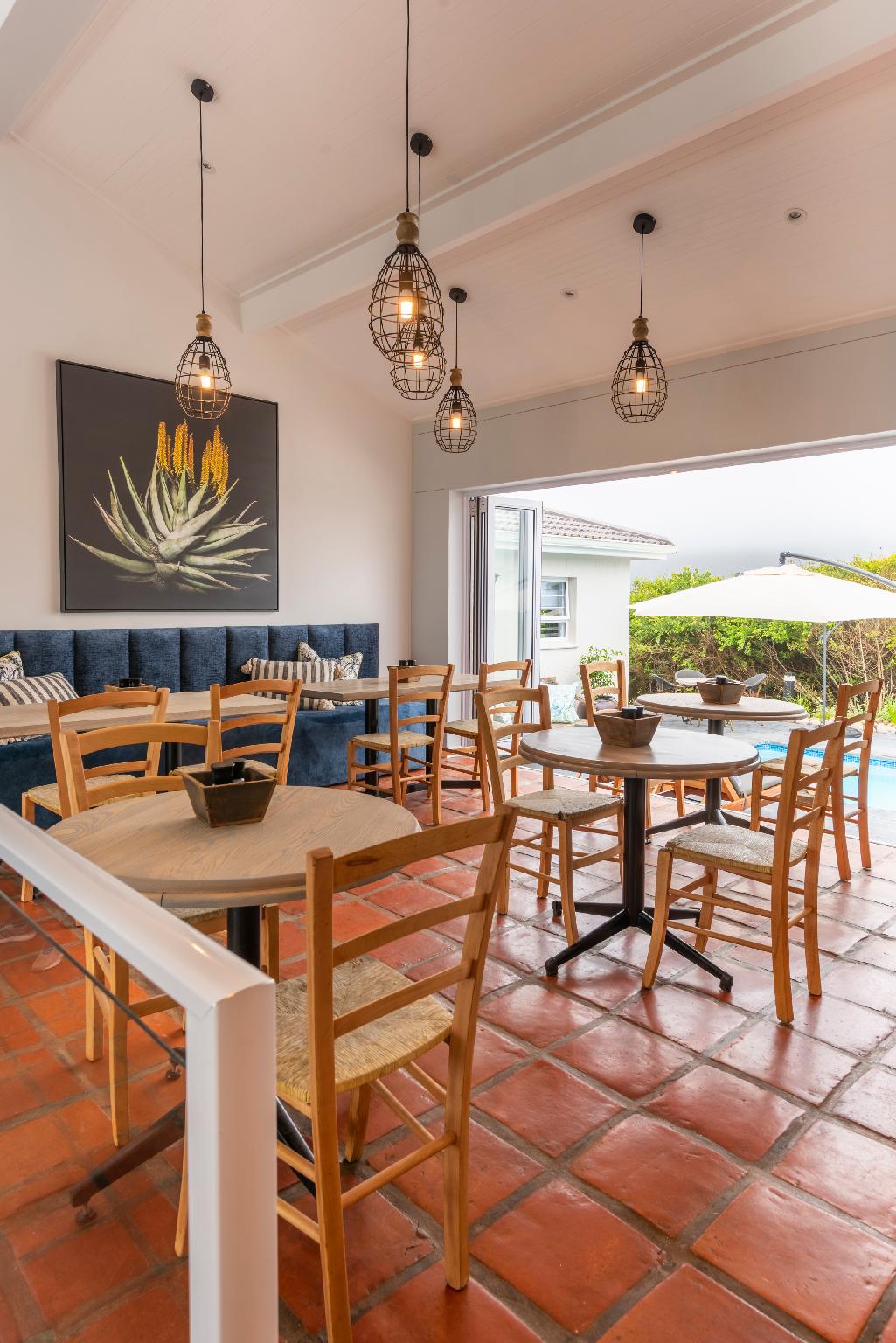 Mes Amis Guesthouse 28/32