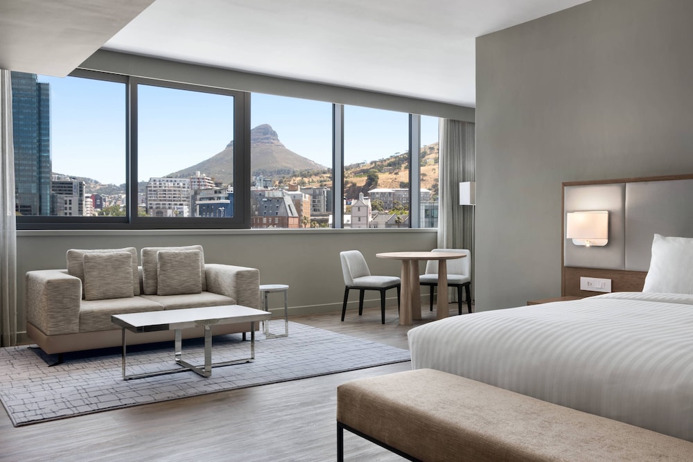 AC Hotel by Marriott Cape Town Waterfront 35/55