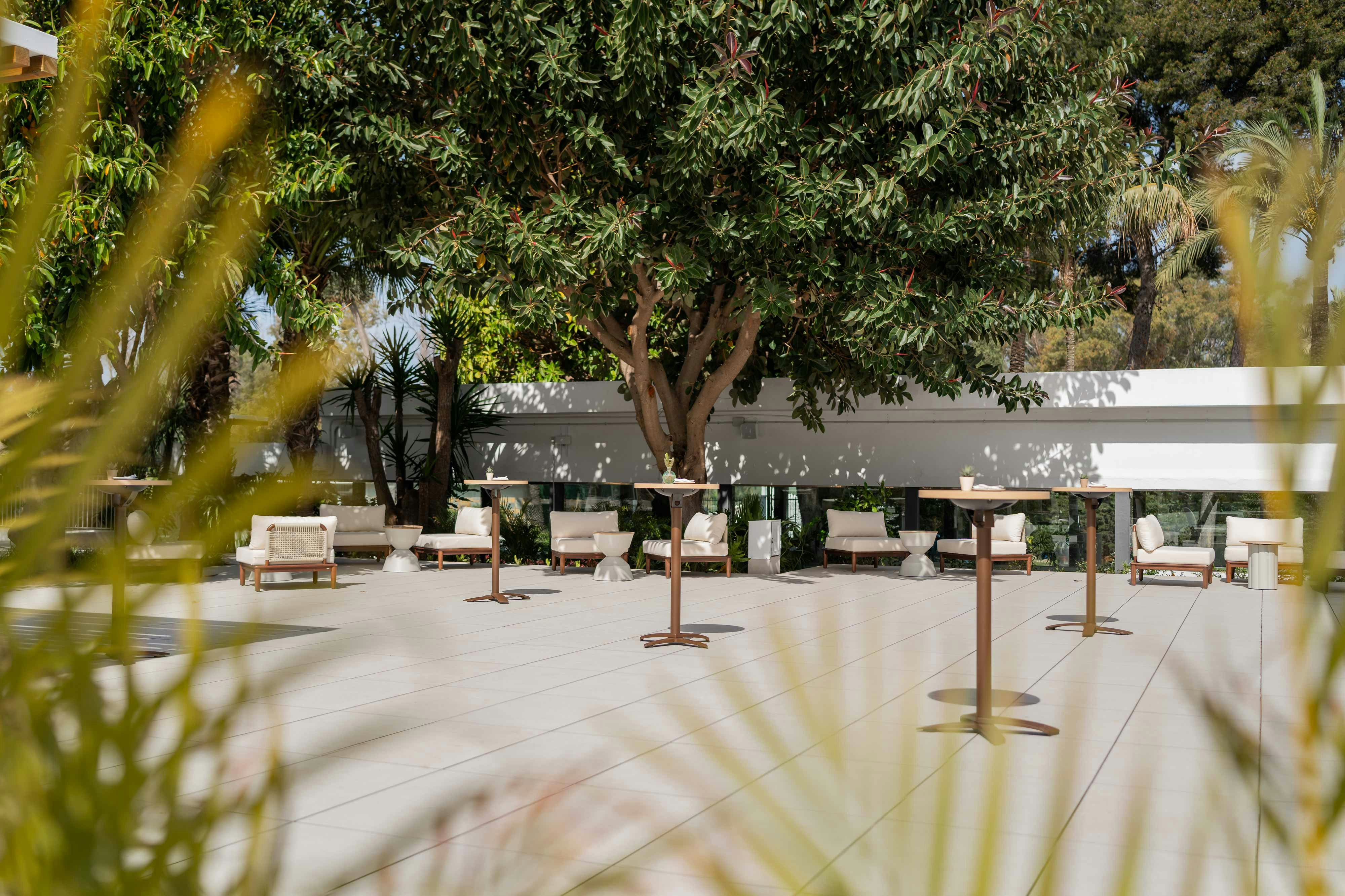 Los Monteros Hotel 48/50