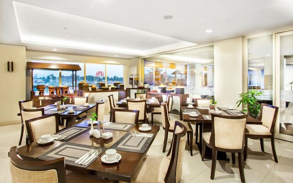 Padjadjaran Hotel 40/70