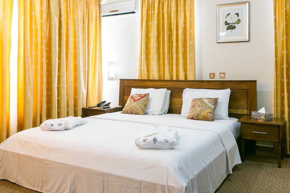 Charleston Hotel 21/51