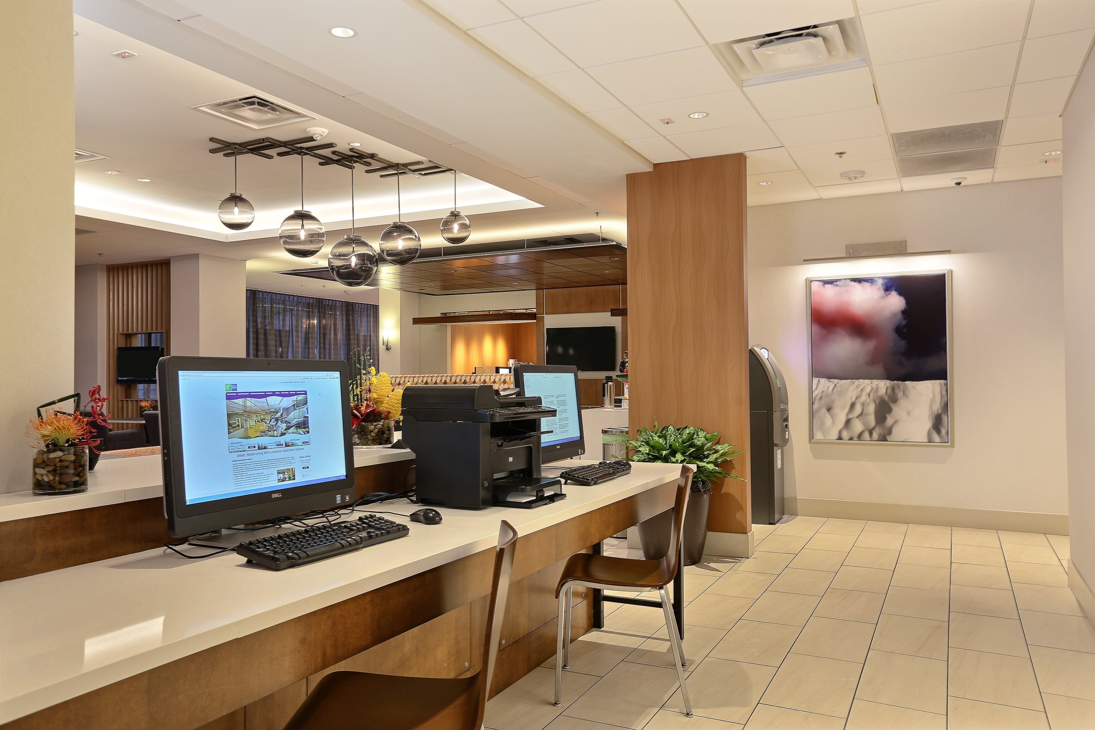 Holiday Inn Express Denver Downtown 34/44