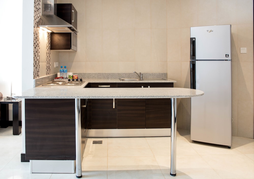 Loumage Suites Spa Seef 13/70