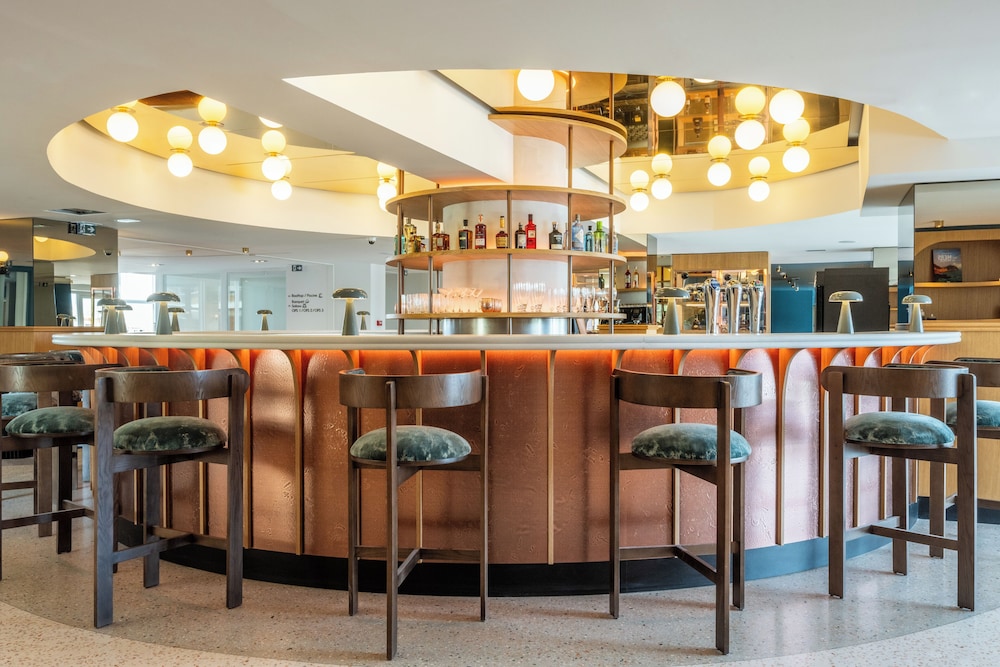 Mercure La Rochelle Vieux Port Sud 48/69