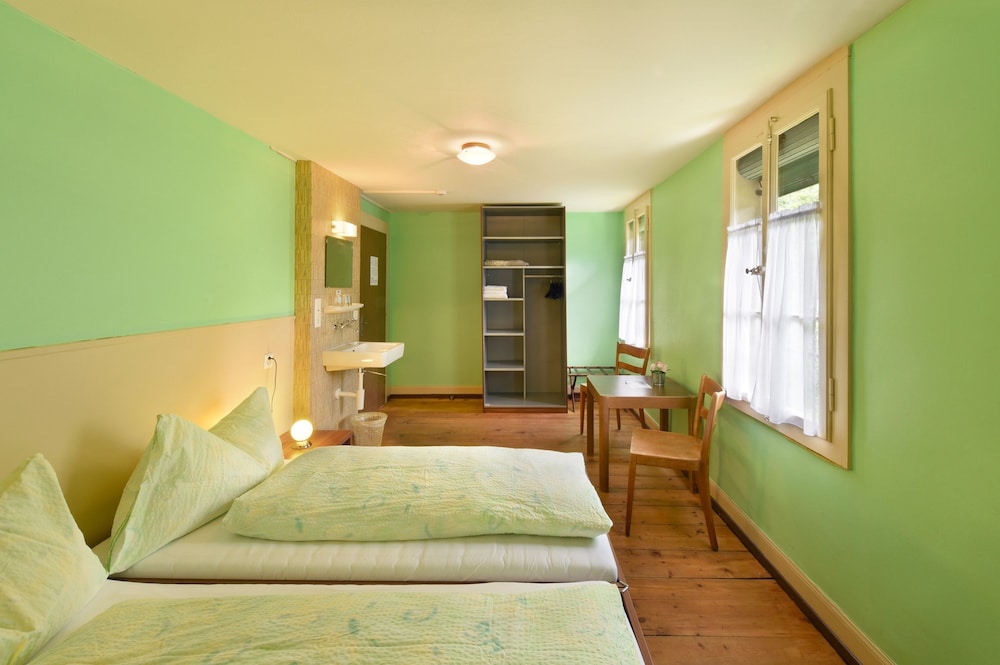 Budget Waldhotel Unspunnen 33/50