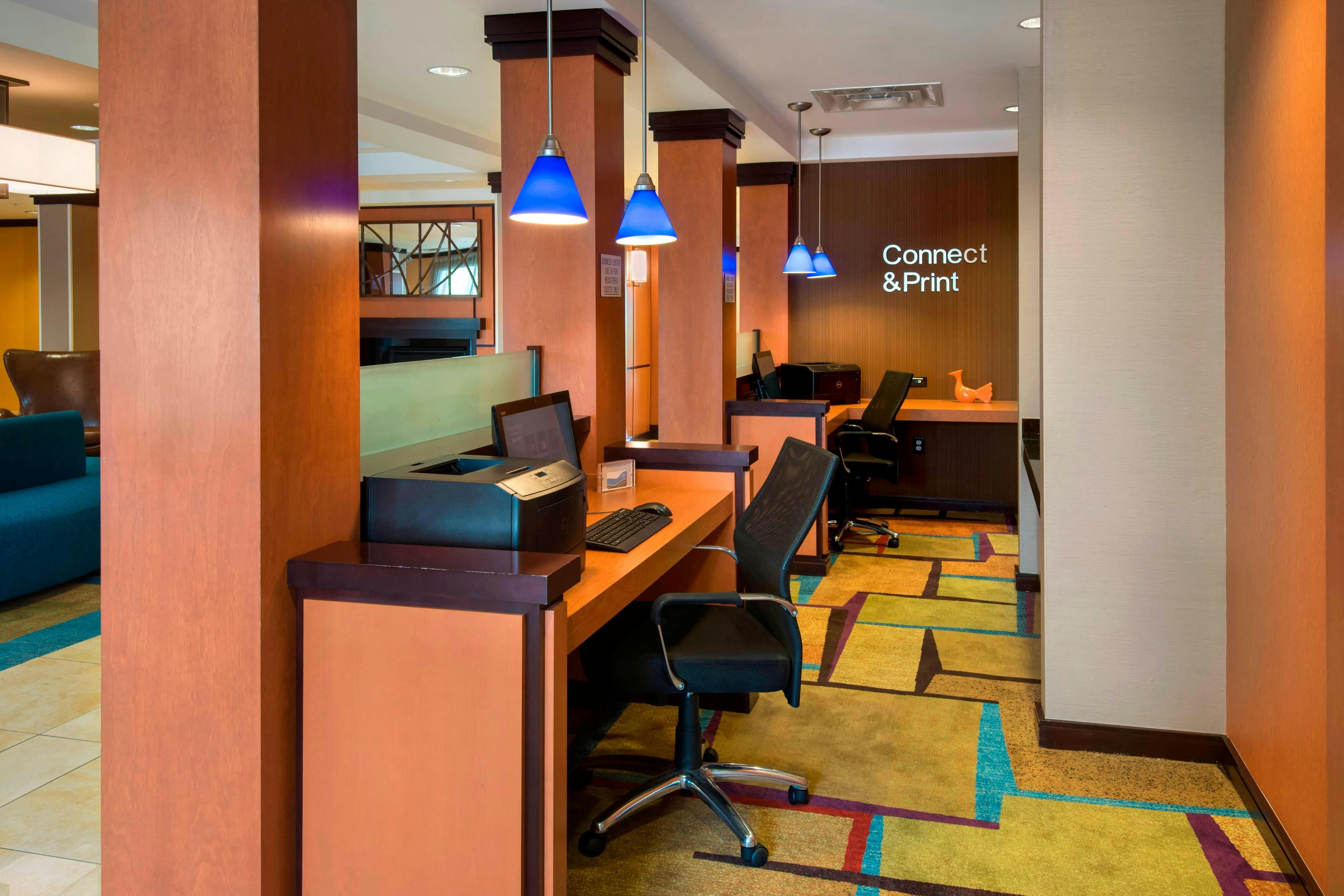 Fairfield Inn Suites Verona 12/12