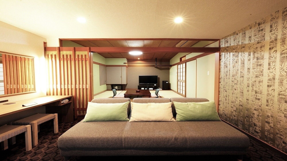 Kisyu Shirahama Onsen Musashi 35/50