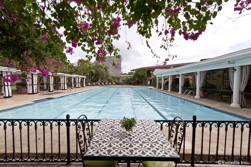 Montebello Hotel, Cebu 53/56