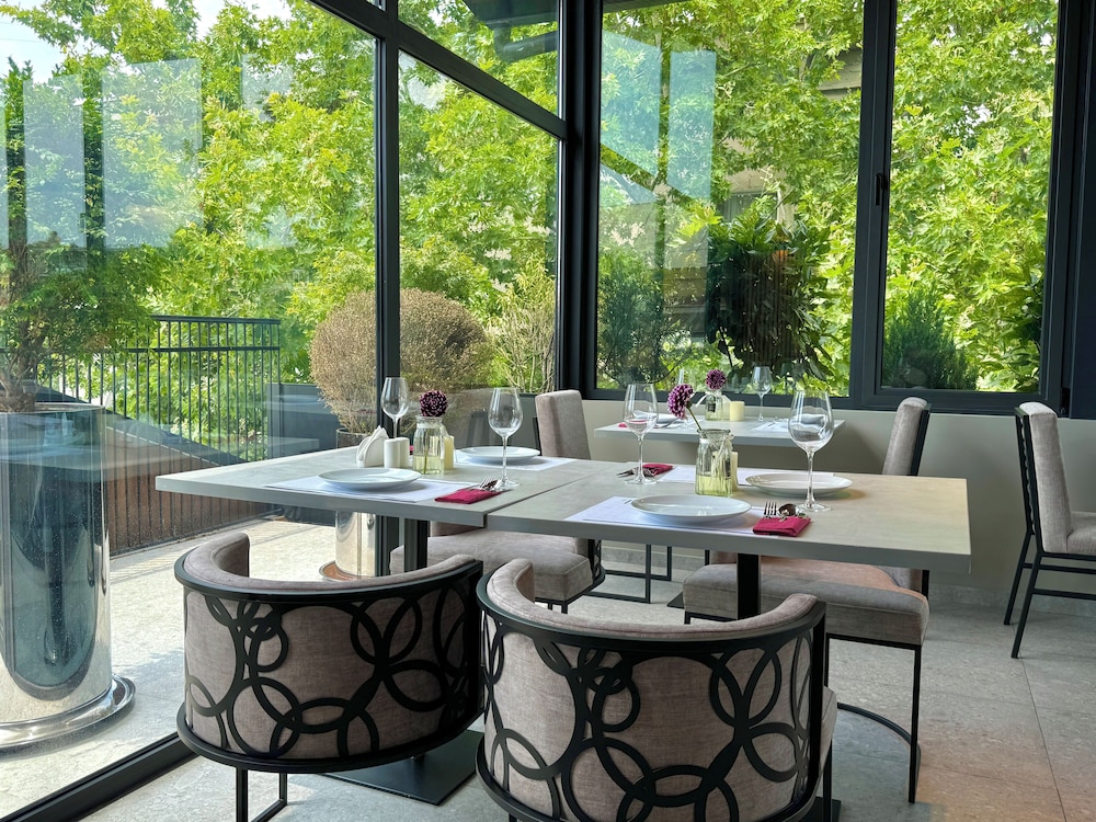 Tbilisi Edition Design Hotel 53/68
