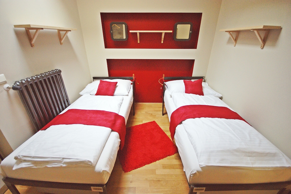 Czech Inn 15/74