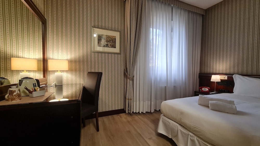 غرفة سوبيريور مفردة، Venice Michelangelo Hotel 6/10