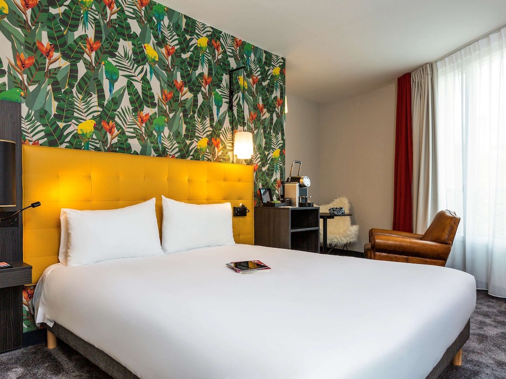 Ibis Styles Puteaux Paris La Defense 11/74