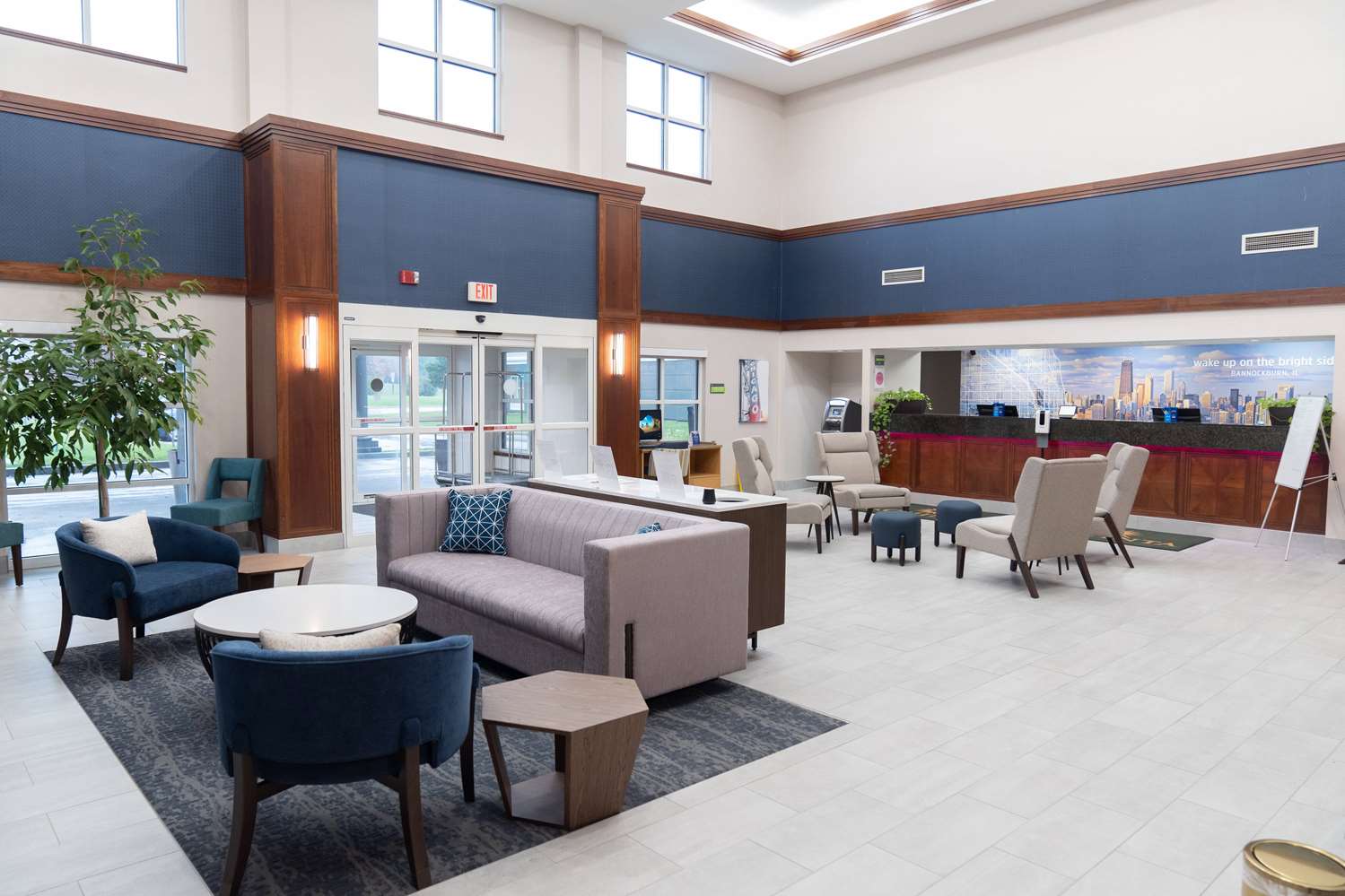 La Quinta Inn & Suites by Wyndham Bannockburn-Deerfield 24/56