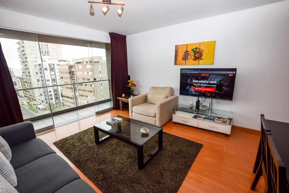 Lux Miraflores Apartments Ocean View 11/24